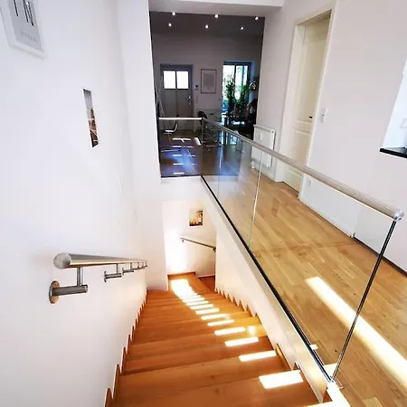 Inval By Rockchair L Superhost Status L 2 Bedrooms Boxspringbeds 2 Bathrooms In Center 