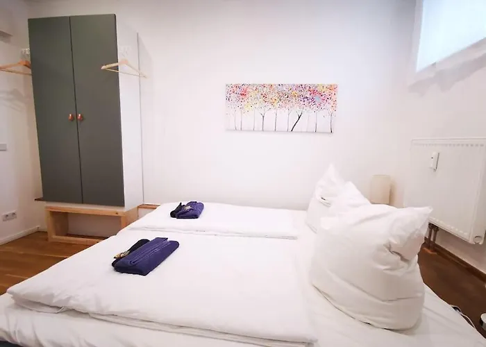 Inval By Rockchair L Superhost Status L 2 Bedrooms Boxspringbeds 2 Bathrooms In Center 