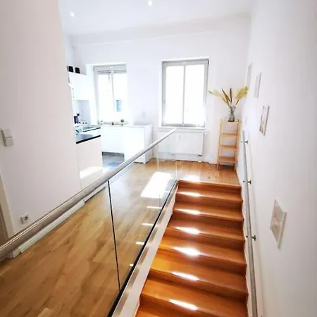 Inval By Rockchair L Superhost Status L 2 Bedrooms Boxspringbeds 2 Bathrooms In Center 