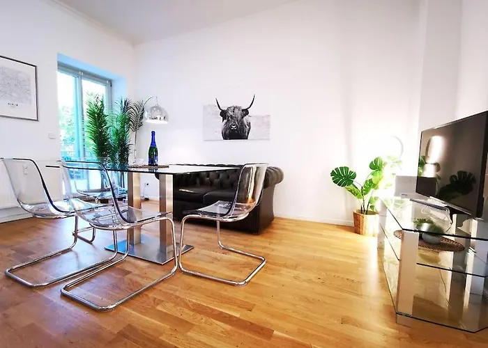 Inval By Rockchair L Superhost Status L 2 Bedrooms Boxspringbeds 2 Bathrooms In Center 