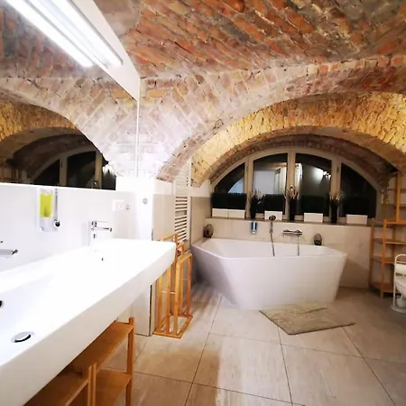 Apartman Inval By Rockchair L Superhost Status L 2 Bedrooms Boxspringbeds 2 Bathrooms In Center 