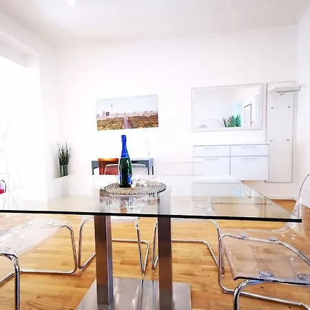 Apartman Inval By Rockchair L Superhost Status L 2 Bedrooms Boxspringbeds 2 Bathrooms In Center 